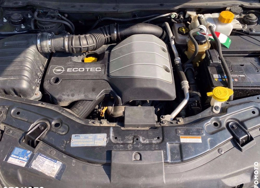 Opel Antara cena 28900 przebieg: 196129, rok produkcji 2009 z Poznań małe 497